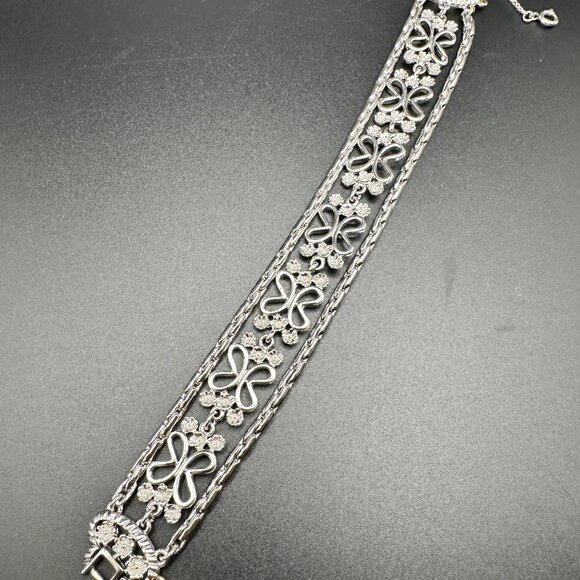 Vintage Monet Silver Tone Multi Strand Flower Bracelet Safety Chain Signed - Picture 11 of 15